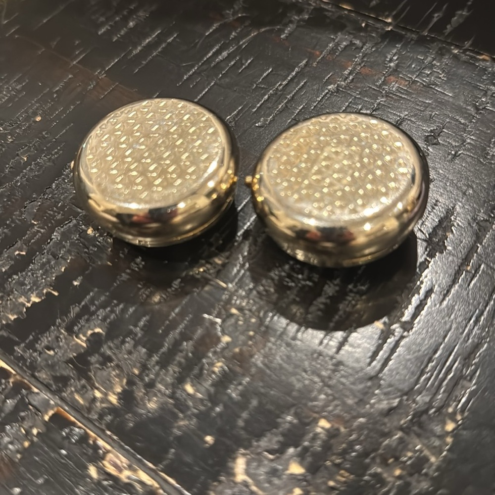 Two small pill containers - Picture 2 of 4